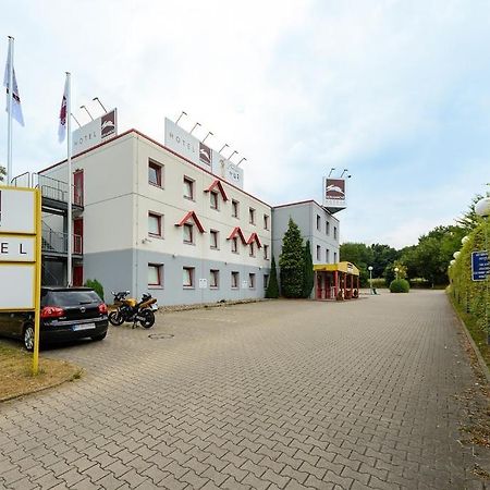 波鸿经济型酒店 外观 照片